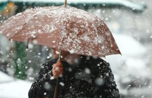 Un nou cod galben de ploi si ninsori. Vezi zonele in care va ninge considerabil