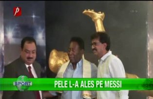 Pele l-a ales pe Messi