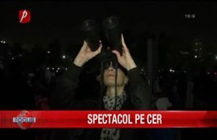 Spectacol pe cer
