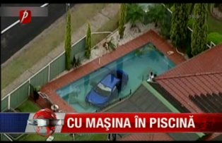Cu masina in piscina