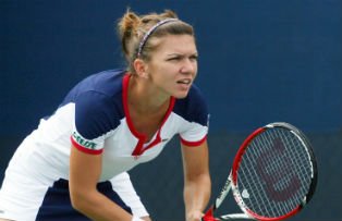 Simona Halep s-a calificat in sferturi la turneul din Dubai. Simona Halep -  Tsvetana Pironkov: 6-4, 6-3