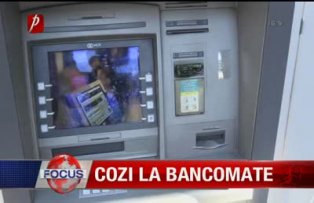 Cozi la bancomate