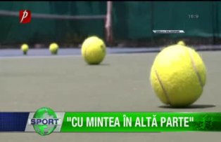 "Cu mintea în altă parte"