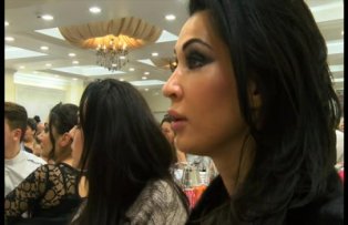 VIDEO / "Nunti de poveste": Nicoleta Luciu, surprinsa de muzica de la nunta din Tg. Jiu. Ce reactie a avut cand a auzit "Treceti batalioane romane Carpatii"