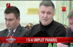 I s-a umplut paharul