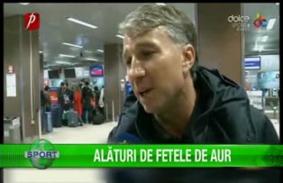 Alături de fetele de aur