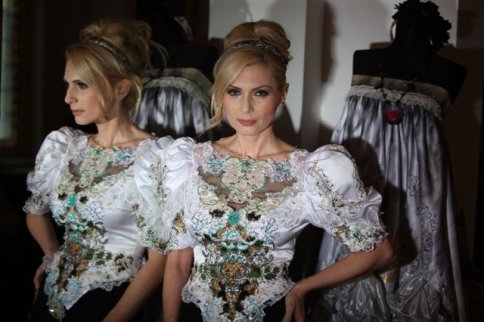 Luana Ibacka, model la 44 de ani!