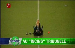 Au "încins" tribunele