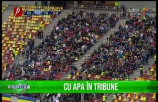Cu apa în tribune