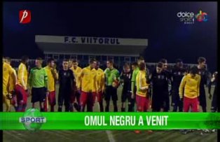 Omul negru a venit