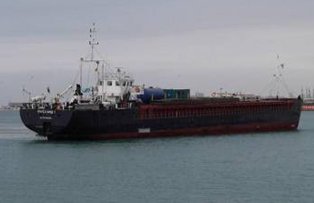Un cargobot cu 22 de persoane la bord a esuat in Marea Egee. La bord se afla si un roman