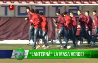 "Lanternă" la masa verde!