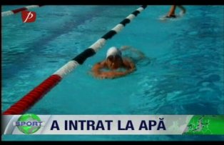 A intrat la apă