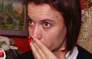 VIDEO / Mama de schimb a inceput sa planga cand le-a auzit povestea. Ce a aflat de la familia alaturi de care a locuit o saptamana