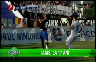 Ianis, la 17 ani