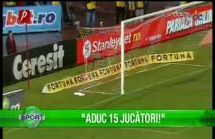 "Aduc 15 jucători!"