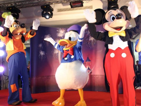 Indragitul Mickey  Mouse si prietenii sai au venit in Romania