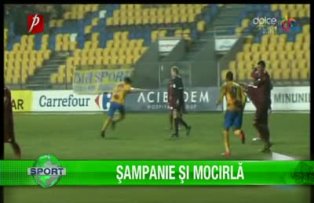 Şampanie şi mocirlă
