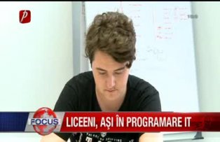 Liceeni, asi in programare IT