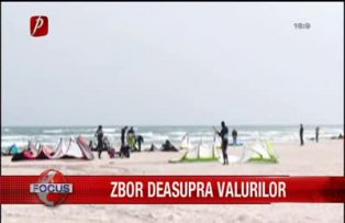 Zbor deasupra valurilor