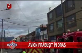 Avion prabusit in oras