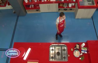 VIDEO / "Hai ca ai inceput bine". Ce a facut George cand trebuia sa se apuce de gatit
