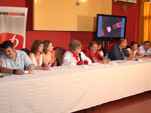 Actorii din “Nimeni nu-i perfect” si-au dat intalnire cu presa la nunta anului 2008