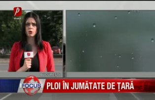 Ploi in jumatate de tara