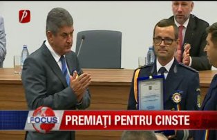 Premiaţi pentru cinste