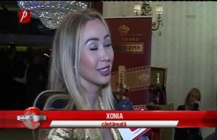 Kilogramele ii dau bătăi de cap Xoniei