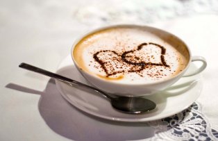 Bei cafea in fiecare zi? Iata la ce te ajuta
