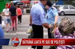 Batrana luata pe sus de politisti