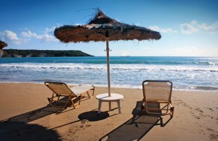Angajatii vor putea primi vouchere pentru vacanta