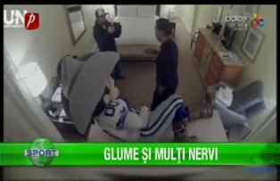 Glume şi mulţi nervi