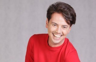 Cu „Râzi şi câştigi”, râzi cu gura până la urechi şi în weekend, la Prima TV