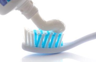 Ce se intampla cand incetezi sa te mai speli pe dinti