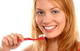 Mituri despre dinti: ce este adevarat si ce nu