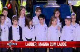 Lauder, magna cum laude