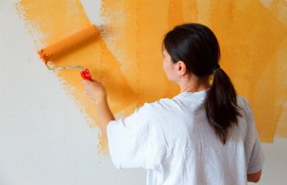 Vrei sa dai cu vopsea in casa? Cum sa economisesti bani si timp