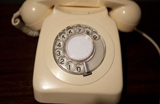 1 mai 1927 - ziua cand Romania a avut prima centrala telefonica automata