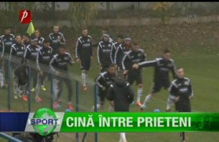 Cină între prieteni