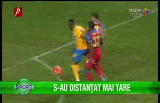 S-au distanţat mai tare
