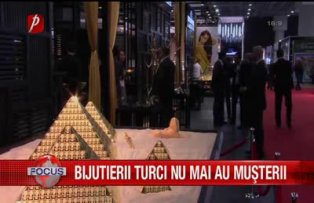 Bijutierii turci nu mai au musterii