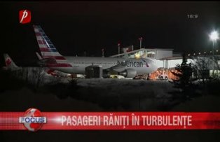 Pasageri raniti in turbulente