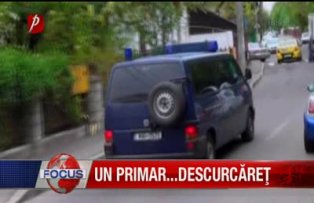 Un primar descurcaret