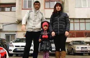 VIDEO / Familiile de la "Schimb de mame" din aceasta editie. Cine sunt mamele de schimb si unde au "aterizat"