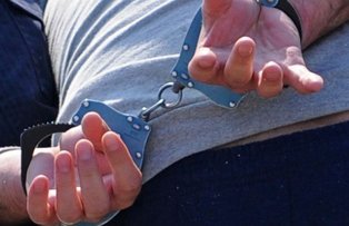 Farsa de 1 aprilie terminata la politie. Ce i-a facut un barbat din Timis sotiei sale