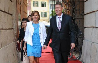 Klaus Iohannis si sotia sa au plecat in vacanta. Unde au sarbatorit Pastele Catolic