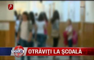 Otraviti la scoala.