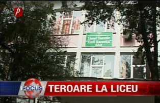 Teroare la liceu
